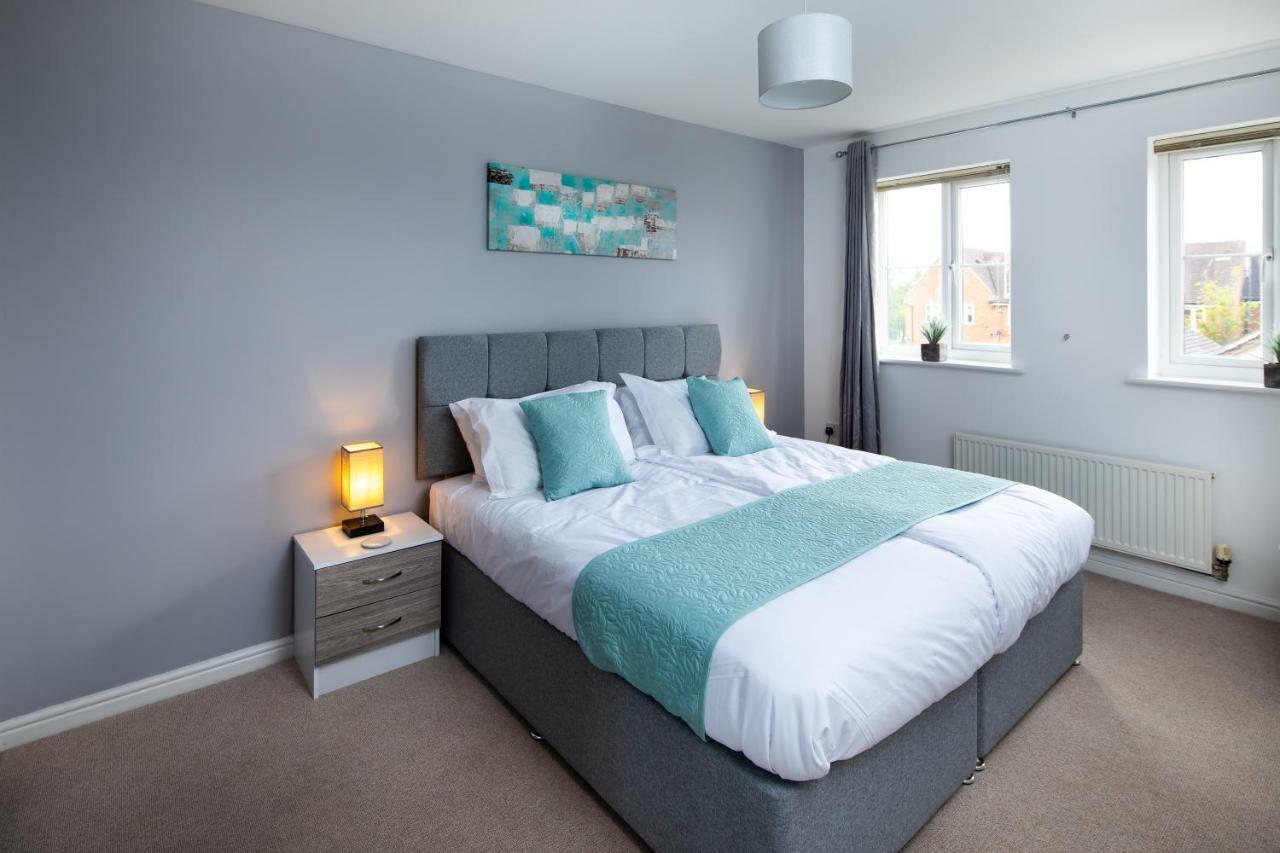 Modern And Spacious Home From Home 1 Mile From M1 - With Netflix, Prime Video, Ps5, Free Parking, Superfast Wifi, Bbq - Sleeps 11 - By Brightleap Apartments Milton Keynes Eksteriør bilde